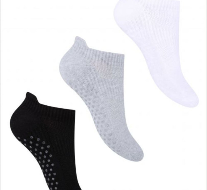 Polofroté dámske ponožky s protišmykovou úpravou ABS 135