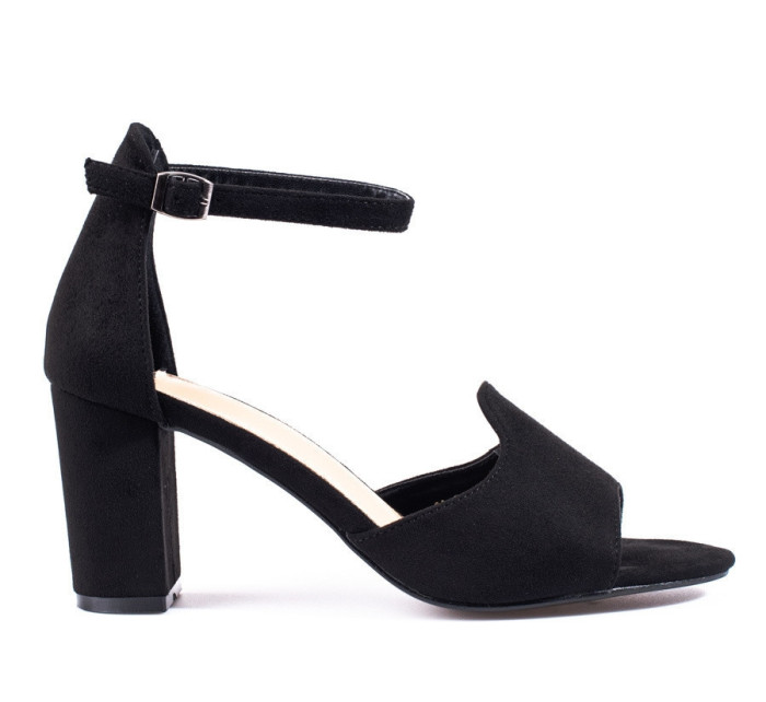 Originální černé  sandály dámské na širokém podpatku