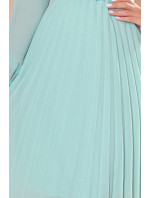 ISABELLE Dámské plisované šaty v mátové barvě s výstřihem a dlouhými rukávy model 17534991 - numoco