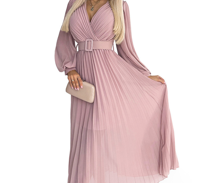 Plisované dámské šaty v pudrově růžové barvě s výstřihem a opaskem model 18330495 - numoco basic