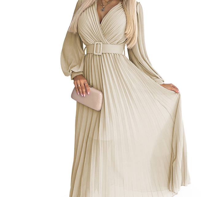 Béžové dámské plisované šaty s opaskem a výstřihem model 18462563 - numoco basic