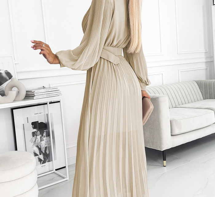 Béžové dámské plisované šaty s opaskem a výstřihem model 18462563 - numoco basic