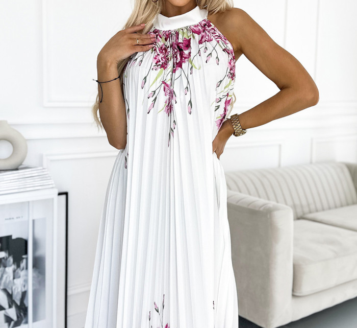 Bílé dámské plisované saténové maxi šaty se vzorem květů model 18587641 - numoco basic