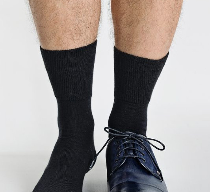 netlačící ponožky Regina model 8254136 - Regina Socks