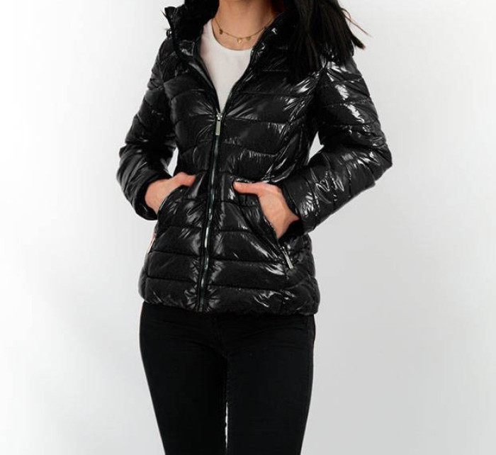 Krátká černá prošívaná dámská bunda s kapucí model 16146895 - CANADA Mountain