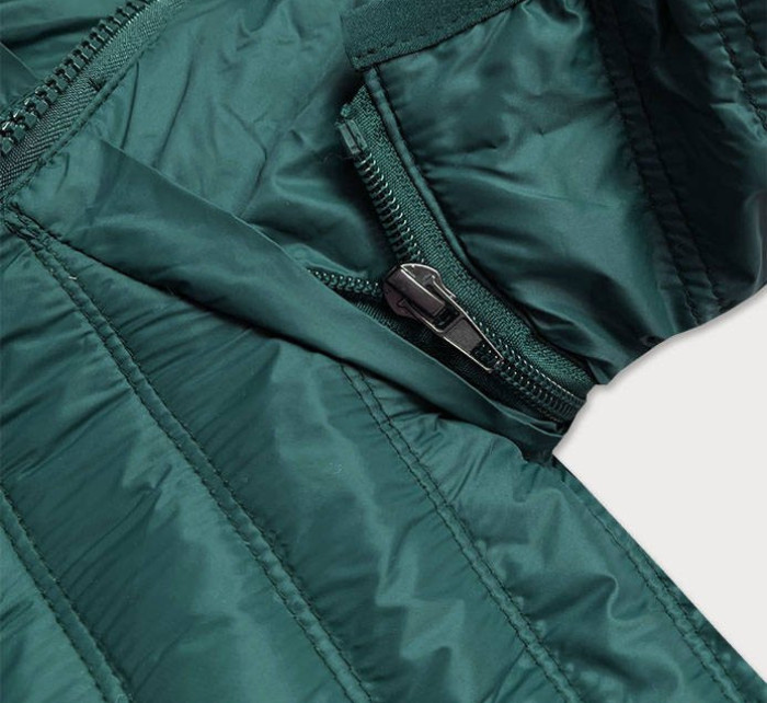 Zelená prošívaná dámská bunda s kapucí model 16149290 - 6&8 Fashion