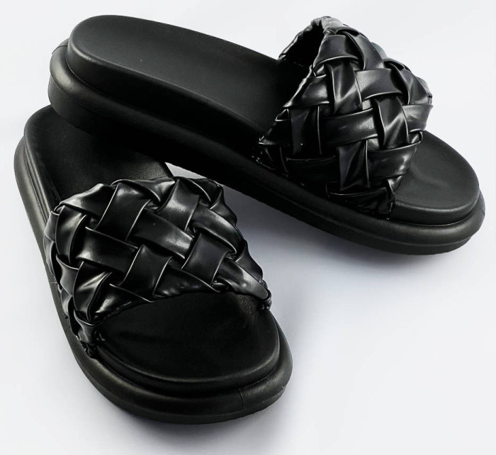 Černé dámské pantofle se páskem model 17349554
