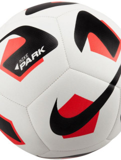 Fotbalový míč Park Team 2.0 model 18724178 100 - NIKE