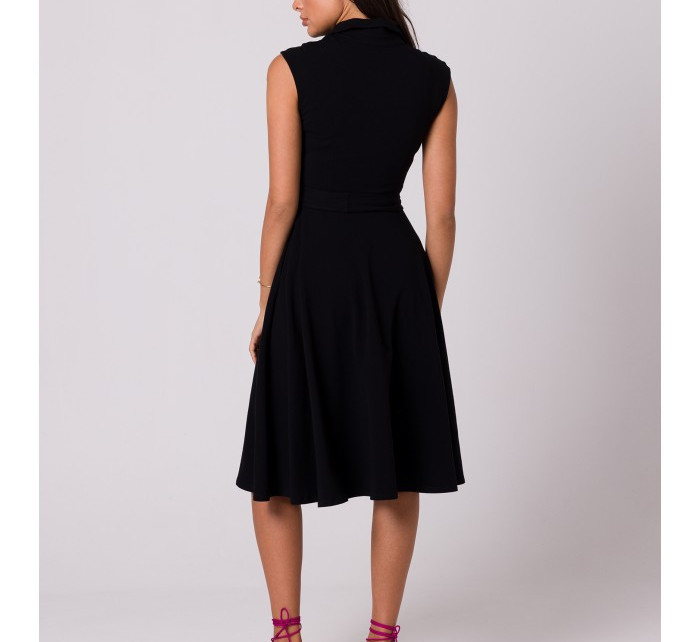 Bavlněné šaty ve střihu černé model 18407225 - BeWear