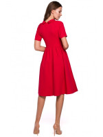 model 18002484 Šaty s výstřihem červené - Makover