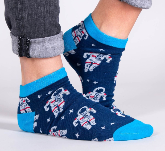 Kotníkové bavlněné ponožky Vzory barev Námořnická modrá model 17179299 - Yoclub