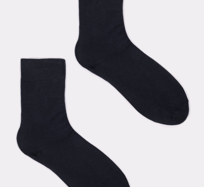 Pánské hladké černé ponožky  Black model 17947707 - Yoclub